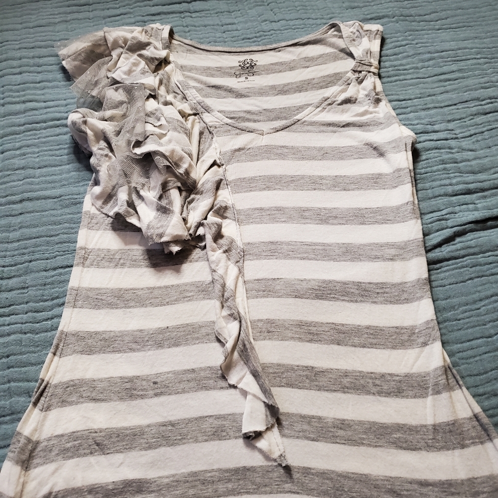 Jessica Simpson top